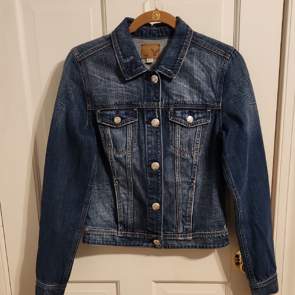American Eagle Outfitters Blue Denim Jean Jacket